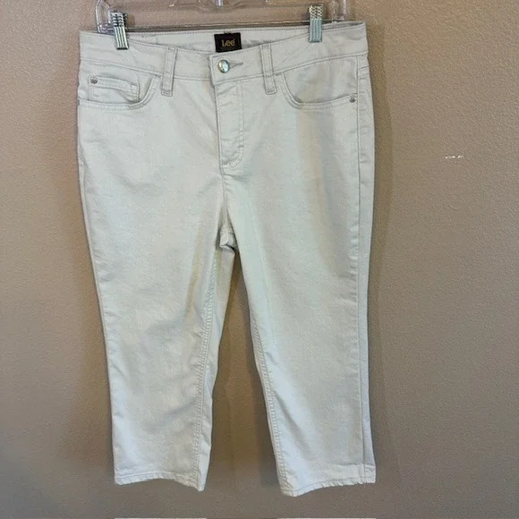 Lee Women's Light Gray / Light Silver Denim Stretch Capri Jeans 12 Medium - Picture 2 of 8